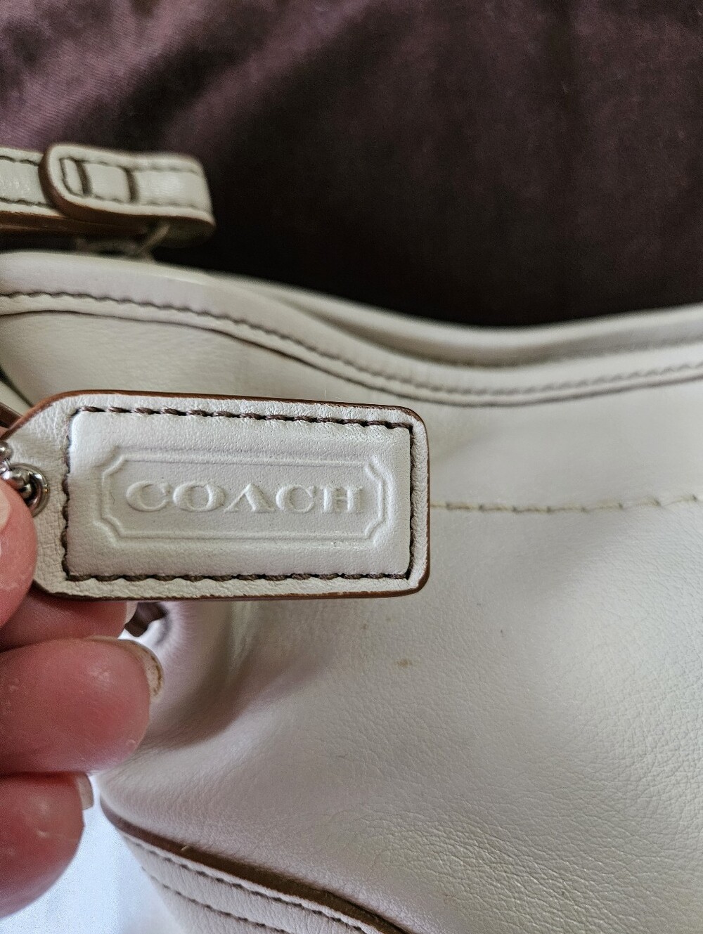 Vintage Coach Soho Small Hobo Bag - 9541 - Picture 4 of 16